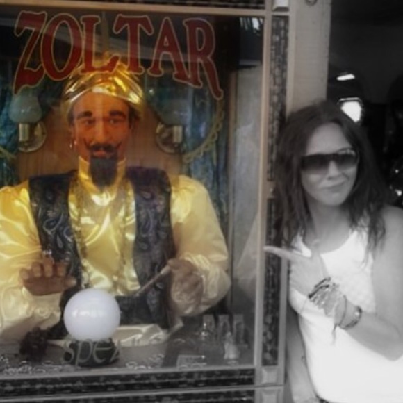 Meet your Posher, Hanna - Picture 3 of 4